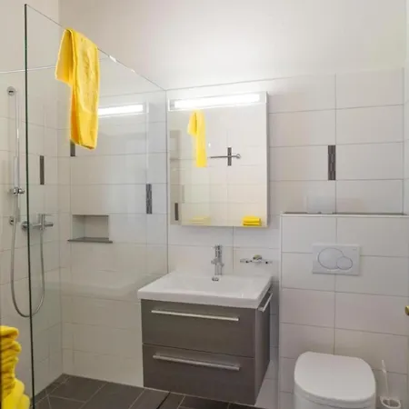 Apartment Residenza Viramonte - Casa Daniela, 34 Gambarogno